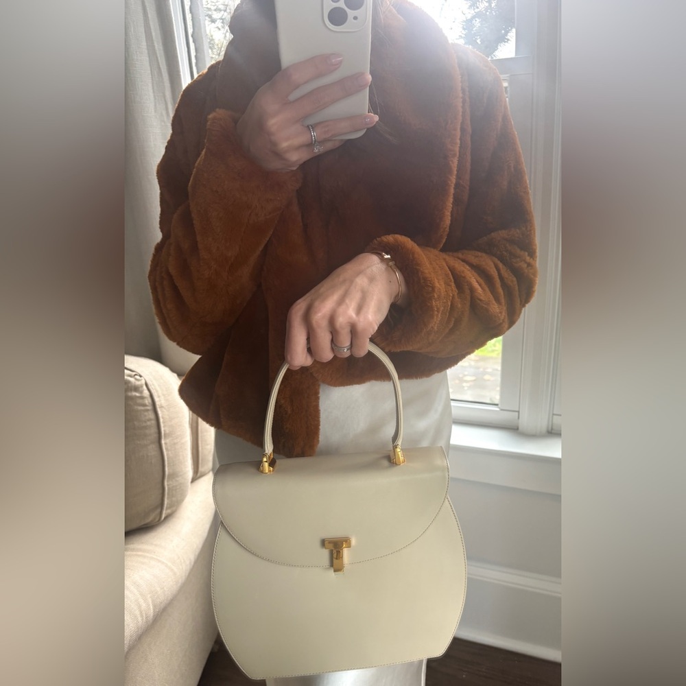 Tiffany & Co. T Lock Top Handle Ivory Leather purse - Picture 2 of 7